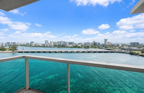 Puerta de Tierra Apartment | Lagoon819-bl in San Juan