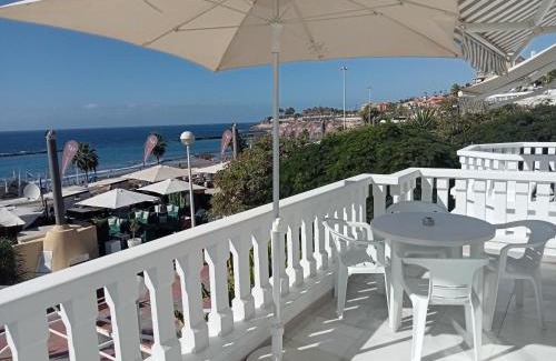 Costa Adeje Apartment | Experience Lagos de Fañabé Beach Resort with Ocean Views