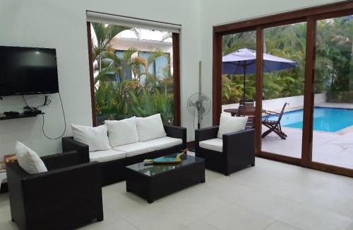 Girardot House | Oceanfront Retreat at Lagos del Peñon: Casa 10 in Puerto Madero