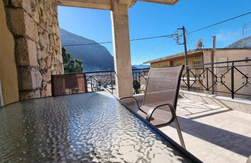 Kandila Apartment | Family-Friendly Stay at LagoZervo with Kitchen Amenities