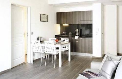 Monplaisir House | Experience Lagrange Apart'HOTEL Lyon Lumière's Unique Amenities