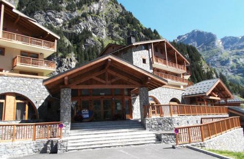 Pralognan-la-Vanoise Resort | Pet-Friendly Retreat at Lagrange Vacances Les Hauts de la Vanoise