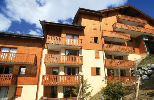 Vallandry Apartment | Relax at Lagrange Vacances L'Arollaie with Pool & Hot Tub