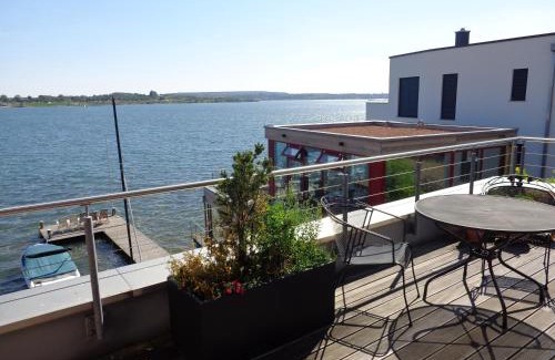 Kahnsdorf Apartment | Peaceful Lagrette Ferienwohnung Near Hainer See Beach