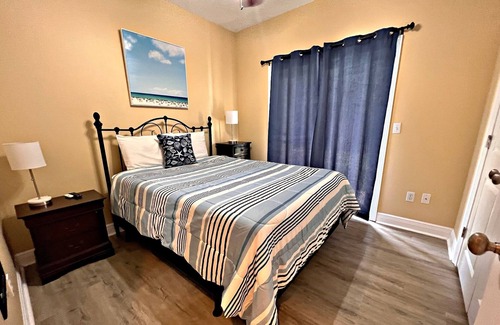 Gulf Shores Villa | Laguna Breeze E 2 Bedroom Condo by Redawning