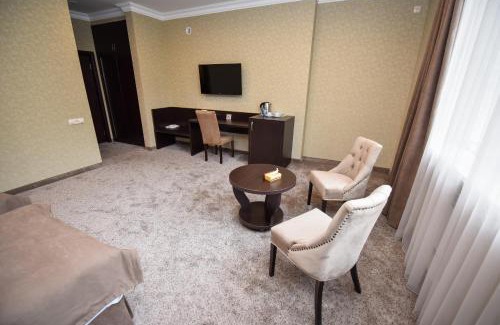 Vanadzor Hotel | Oceanfront Laguna Hotel: Guest Rated 9.1 with Pool Access