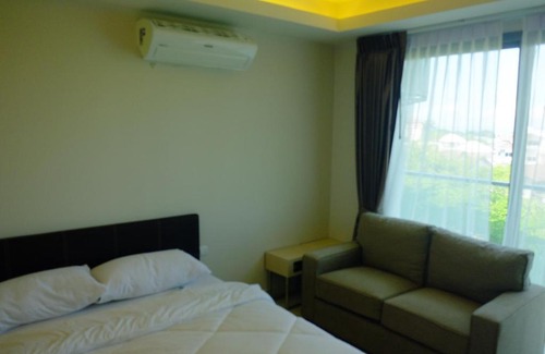 South Pattaya Apartment | Beachfront Getaway at Laguna Jomtien by Mats with Pool