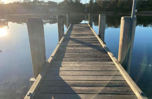 Sussex Inlet Resort | Laguna Lodge: Group Getaway with Ocean Views & Pool