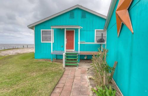 Flour Bluff House | Beautiful Laguna Madre Bayhouse with Private Beach Access