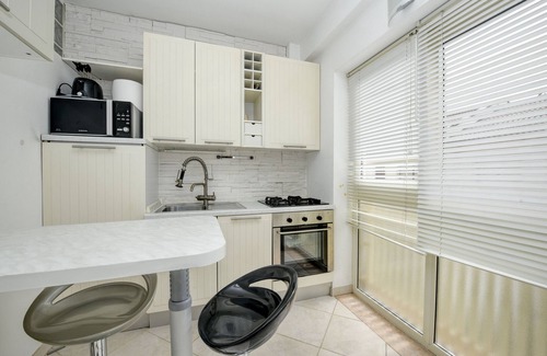 Colombare Apartment | Lakefront Escape at Laguna Residence - Rated 8.8/10