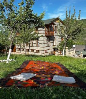 Lahich House | lahic panoramic