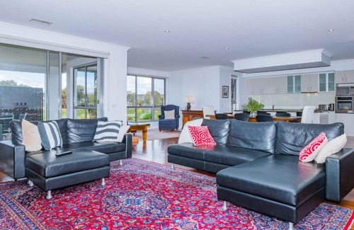 Torquay House | Family-Friendly Lahinch Mews with Top Guest Ratings