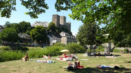 Arfurt Apartment | Oceanfront Stay at Lahnhaus Brühl/Fende Haus - Guest Rated 8/10