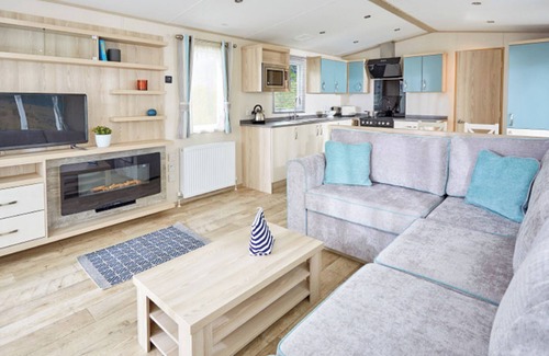 Holywell House | Family-Friendly 3 Bedroom Retreat in Holywell Bay
