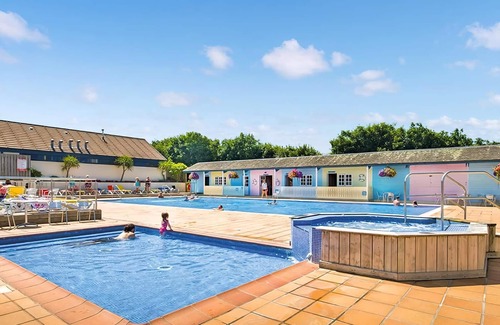 Holywell House | Family-Friendly 3 Bedroom Retreat in Holywell Bay