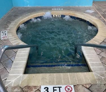 Myrtle Beach Hotel | Laidback n Lazy at Landmark Resort