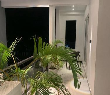 Trincomalee Apartment | Pet-Friendly Lailaguest: Rated 9/10 with Hot Tub Access