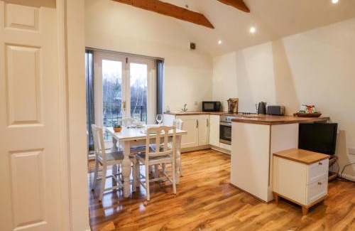 Ripley House | Pet-Friendly Retreat at Lair Close Cottage - 4-Star Comfort