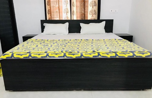 Fazilka Hotel | Cozy Laj Villa: Family-Friendly Stay with Breakfast Included