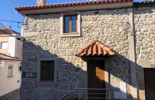 Fundao House | Pet-Friendly Casa da Laje - Between Estrela and Gardunha