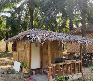 Ban Ta Khun Apartment | Pet-Friendly Lak Kao Nai Resort with 10/10 Guest Rating