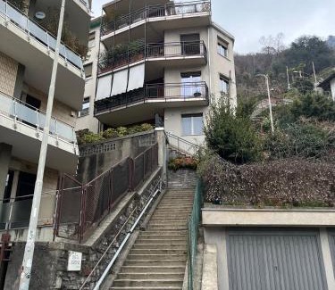 Como Apartment | Relaxing Lake and City View Apartment in Downtown Como