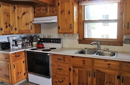 Laconia Cottage | Breathtaking Lake and Mountain Views Await You