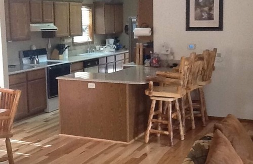 Estes Park House | Lake & Mountain View Retreat with Private Hot Tub & WIFI