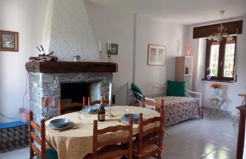 Maccagno House | Lake Artists Home