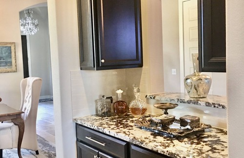 Greenshores House | Indulge at Lake Austin with Private Pool & Ocean Views