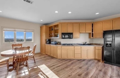 Burnet Apartment | Discover Lake Buchanan: Enjoy Complimentary Breakfast
