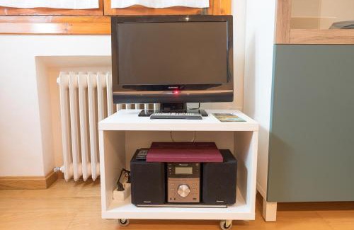 Formigal Apartment | Cozy Lake by PIRINEOS 360 - Perfect Getaway for Couples