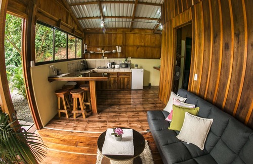La Fortuna Cabin | Scenic Lake Cabin #2 with AC, WiFi & Family-Friendly Perks