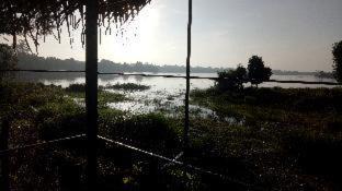 Polonnaruwa House | Cozy Lake Cabin: Family-Friendly with Complimentary Breakfast