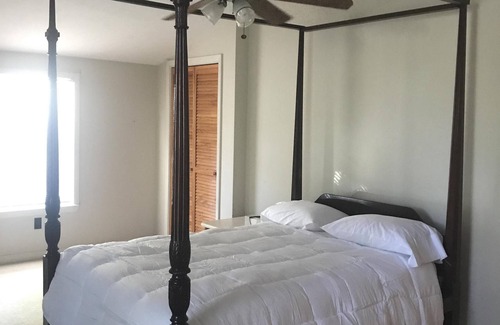 Jonesville Cabin | Relaxing Lake Cabin Retreat on Black River Lake - 9.4/10
