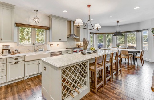 Innsbrook House | Exceptional Lake Charrette Retreat at Innsbrook Awaits You