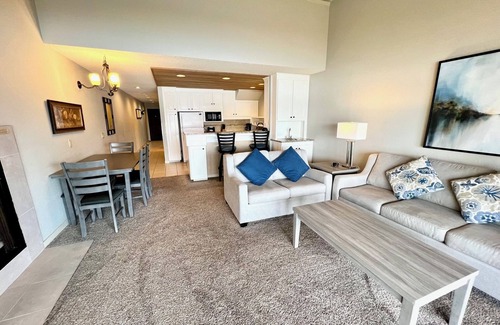 Chelan Resort | Child-Friendly Lake Chelan Shores Lakefront Retreat