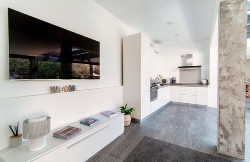 Torno Villa | Tranquil Lake Como Villa Torno with Kitchen Amenities