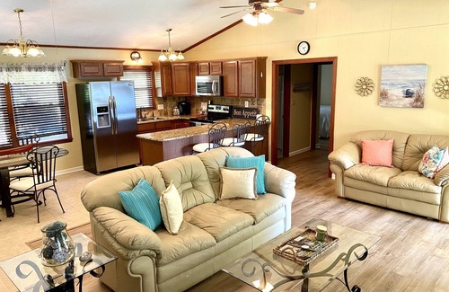 Mayhew House | Discover Lake Daze: Waterfront Retreat with Pool & Views