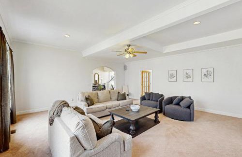 Bumpass House | Lake Effect
