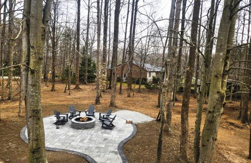 Livingston House | Lake Escape Getaway