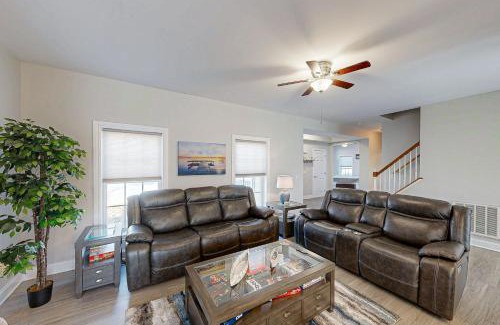 Livingston House | Lake Escape Getaway