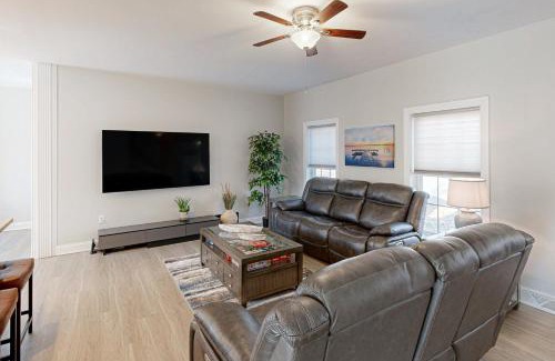 Livingston House | Lake Escape Getaway