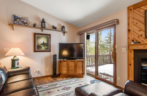 Lac du Flambeau House | Kid-Friendly Lake Escape Hideaway with Top Guest Ratings
