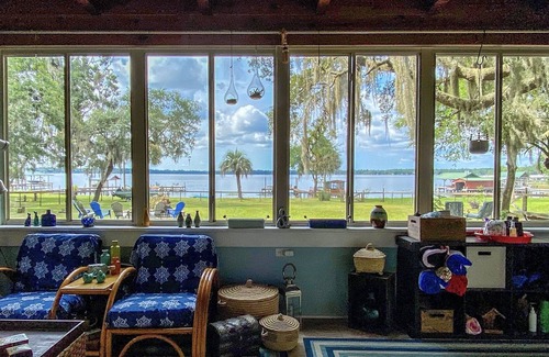 Florahome House | Lake Escape - Quiet, Recharging, Fun on George’s Lake