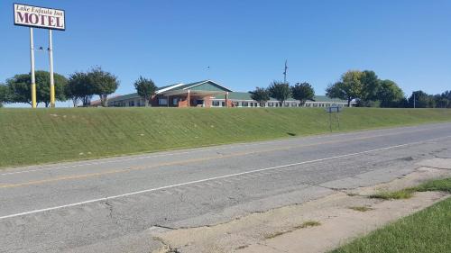 Checotah Hotel | Lake Eufaula Inn & Suites