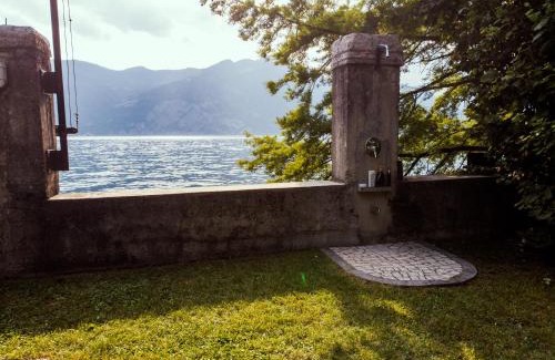 Marone Apartment | Unforgettable Lake Experience with Private Beach Access