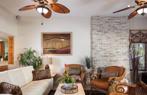 Lake Forest House | Lake Forest Luxury Retreat