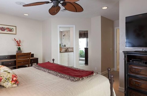Lake Forest House | Lake Forest Luxury Retreat