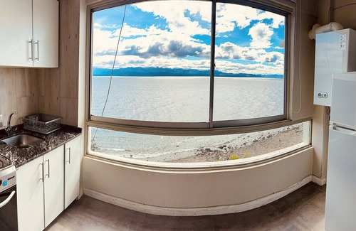 San Carlos de Bariloche Apartment | Lake Front Apartment with Private Beach Access to Nahuel Huapi Lake